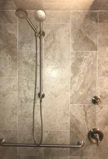 Shower Valve and Shower Handle in Standup Shower