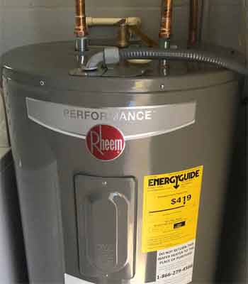 Rheem 40 Gallon Electric Water Heater with Copper Piping