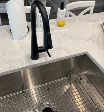 Black Single Handle Kitchen Faucet with Stainless Steel Sink