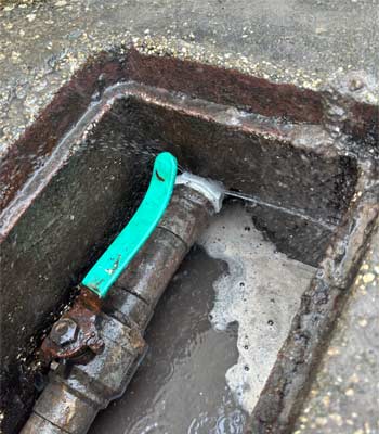 Leak in shut off valve for water service in the Channelside District of Tampa