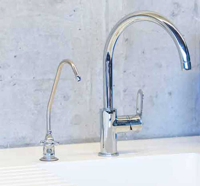 Chrome kitchen faucet and filtered water dispenser