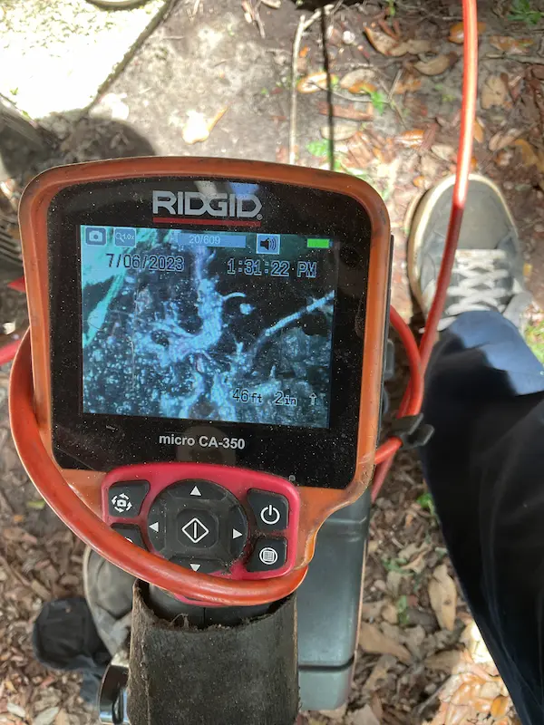 Drain inspection camera showing pipe condition during sewer line evaluation by EVERYDAYPLUMBER.com